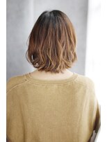 シュシュット(chouchoute) 美髪質改善ホワイトブロンドワイドバングイメチェン外ハネボブ03