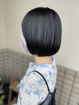 オウルヘアー(Owl hair) あごラインの内巻きボブ