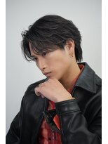 スキルアイマ(SKILL ima) フェザーショート/センターパート/ダウンパーマ