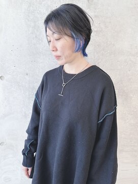 モリオ(morio) ＊前下がりショートインナーカラーひし形くびれショート30代40代