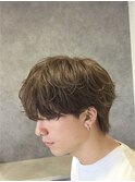 メンズセンターパートニュアンスパーマ韓国ヘアフェザーショー