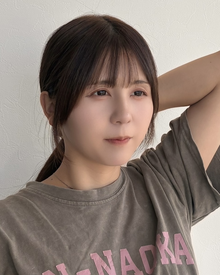 (これやれば小顔見せ！)結んでも下ろしても耳掛けしても可愛い顔周りカット