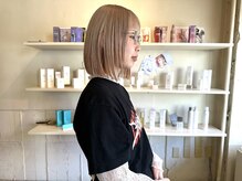 ガール(Girl)の雰囲気(白を基調とした空間でゆったりとお座りいただけます♪)