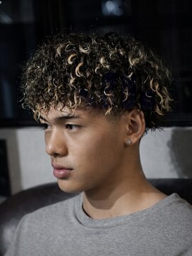 ジ オブスキュア(THE OBSCURE) ストローパーマ