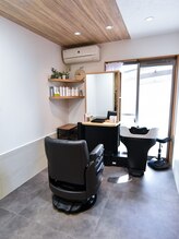 キランバーバーショップ(KIRAN BARBER SHOP)&nbsp;中場 麻友