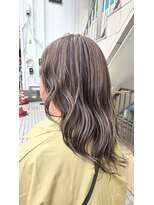 ヘアーズ ロッソ テラス(hair's ROSSO TERRACE)&nbsp;アンブレラカラー×グレージュ×レイヤー