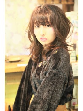 テテクルー(tete et clou) 魅惑のルーズフェミニン