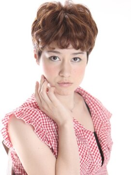 エマージュ 大宮(Emerge) ハンサム大人ショートを格上げクラシカルパーマ