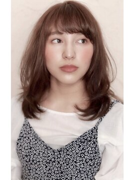 フォレット(foret) 小顔ふんわりくびれミディアッシュベージュ