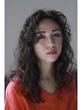 ナビッジ(NABIGE) プリティーウーマンみたいなパーマ