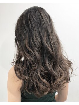 シエスタ バイ アンブルリュクス(siesta by amble luxe) ダークアッシュベージュ