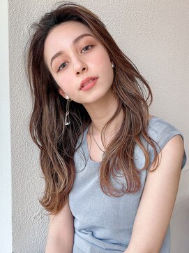 アフロート ディル(AFLOAT D'L) 大人かわいいひし形シルエット ショコラグレージュ 外ハネ 小顔