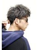 男を上げるアップバングショート
