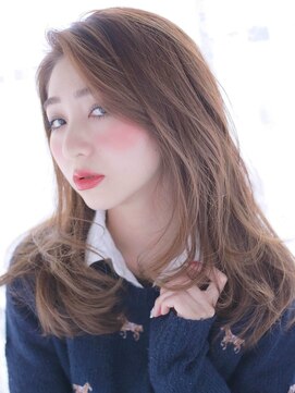 オジコロジ(ojiko.roji) ☆月曜営業☆ojiko.大人可愛いゆる巻きセミロング