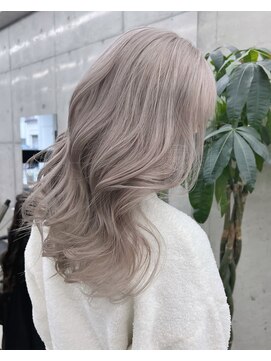 リノート バイ エゴル 名古屋(LINOET by ENGOL) 【LINOET 名古屋】佐藤まいら　ホワイトベージュ