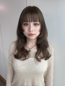 ヴィジュアリスト(VISUALIST) 【古田限定】ミルクティーベージュ/姫カットウルフ