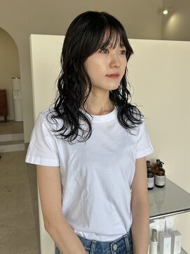 アワイ(awai) くしゅっとミディアムパーマ