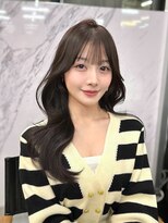 アリュウル 表参道 青山(Allure)&nbsp;レイヤーカットで作るふんわりくびれヘア◎【KAKO】