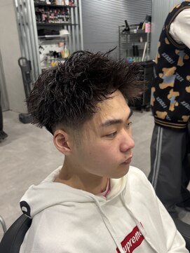 ガオプロデュースバイレボ(gao produced by revo) メンズショート/短髪/アップバング/フェード/ビジネス/学生