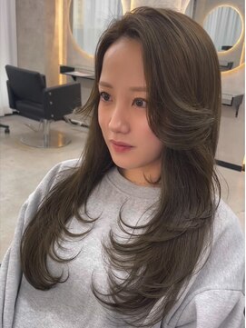 ルノン シェリー(LUNON cheliy) イメチェンヘアスタイルホワイトブロンド外ハネボブ美髪のススメ