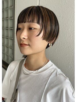 ファミリィ (PHAMILEE) 前あがりボブ