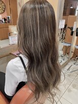 ネオリーブサイン 大森店(Neolive sign) 3Dハイライト ミルクティーグレージュ 大森