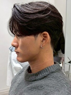 カルム(kalm) メンズセンターパートウルフセンターパートニュアンスパーマ襟足