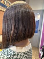 ポラリス&nbsp;前下がりボブ