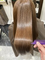 ルーツ(Roots) 艶髪へ