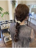 パーティヘアーに人気のヘアアレンジ　あみおろし