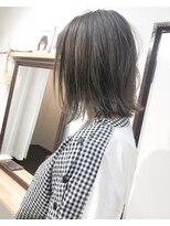 ヘアーアンドアトリエ マール(Hair&Atelier Marl)&nbsp;【Marl】ハイライト入りグレージュの切りっぱなしボブ♪