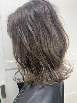 アイズ(I'z) 【エアタッチ×バレイヤージュ】