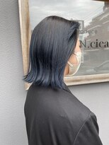 キュオンシア(CUEON. ciea)&nbsp;切りっぱなしボブ×ブルーブラック