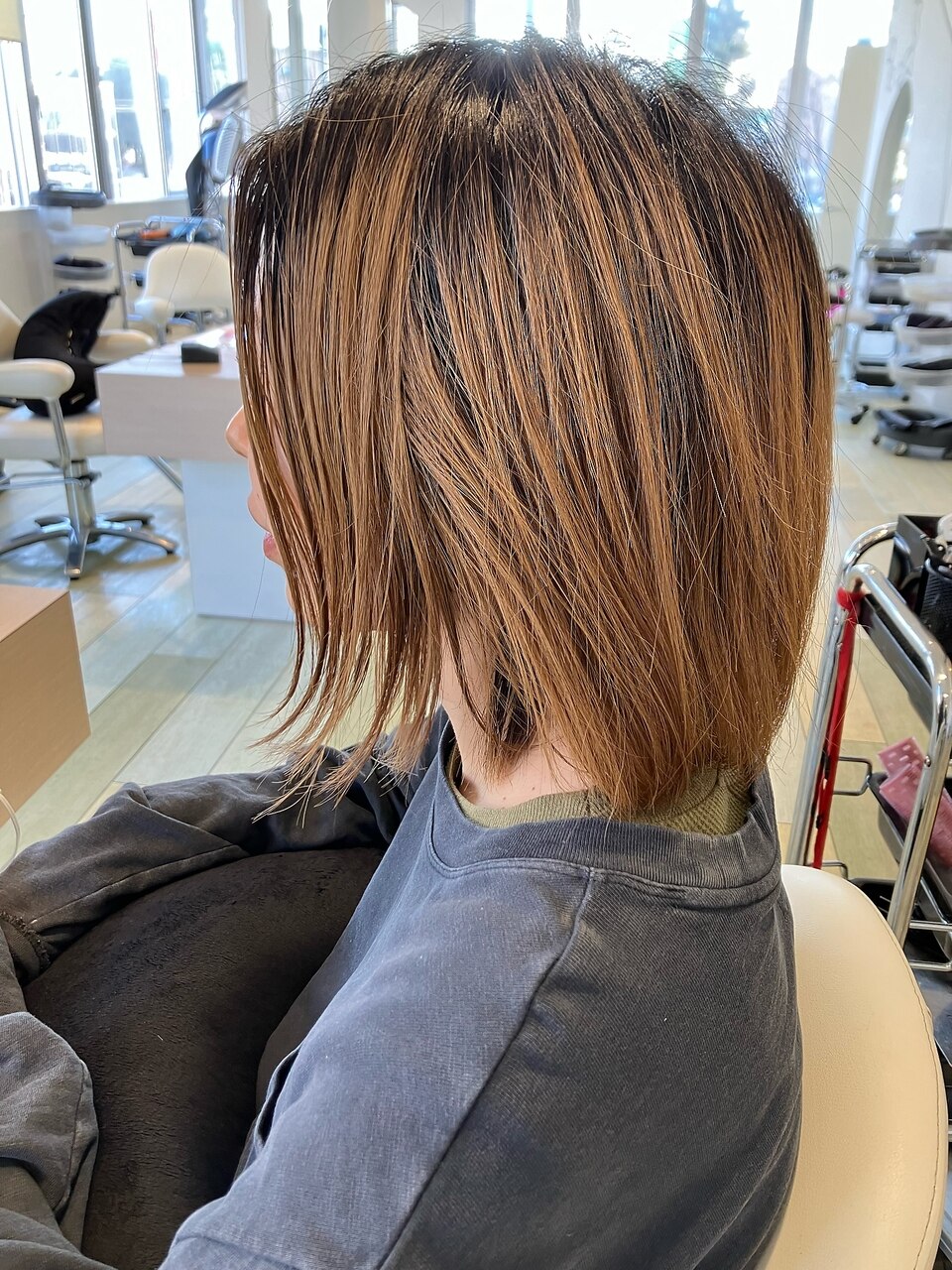 グレーグラデーションカラー×ショート：L201021228｜ヘアークラフト