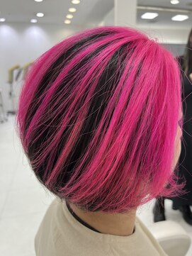 タヤ アルカキット錦糸町店(TAYA) ピンク系ショートボブ