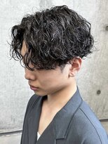 オーシャントーキョー ホワイト 原宿(OCEAN TOKYO WHITE)&nbsp;スパイラルセンターパート波巻きパーマツイスパ