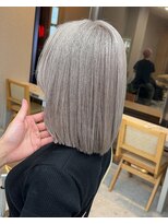 天神美容室&nbsp;ダブルカラー／レイヤーカット／ハイトーン