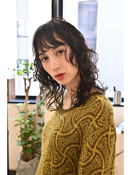 カルテ(QUARTE) ロングウルフパーマ