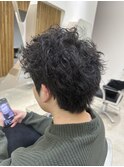 ツイストスパイキーショート