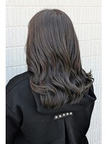 レクリエ(Re:crea) オリーブグレージュ×ロングヘア