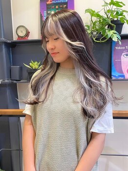 チックタック モーガン エアライン(TICK-TOCK MORGAN airline)の写真/髪を傷めずにオシャレを楽しめる！ポイントエクステでインナーカラーやイヤリングカラーで自分らしさを表現