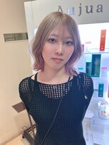 ソワンドゥ ブレス カルム 西中島店(soin de brace calme) ホワイトベージュ×ペールピンク