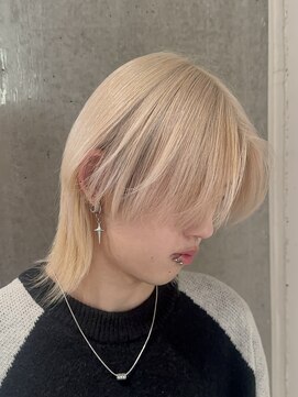 モニカ(MONIQA) ブロンド