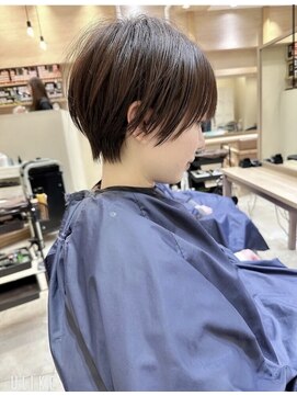 Lc hair design江坂店 ボブ/ショートカット/髪質改善/白髪ぼかし/カラー 丸みショートヘア