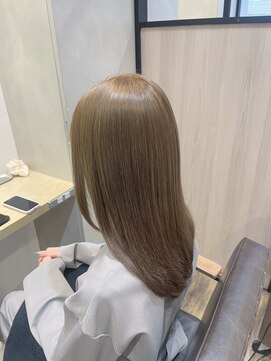 シャルロット(CHARLOTTE) ミルクティーベージュ