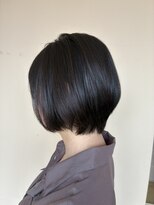 ミラートーク(MIRROR TALK) ばっさりショートボブ