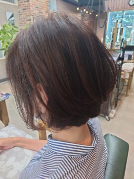 ジースリー 東神奈川店(G-THREE) 丸みのレイヤーボブ