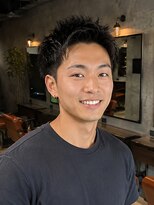 ルードノエル(Rue de noel)&nbsp;センターパートコンマヘア毛流れセンターパート束感ショート