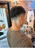 スキンフェード濡れパンクロップスタイル