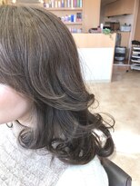 シュプール(Shupool)&nbsp;大人ウエーブ  (サロンスタイル)